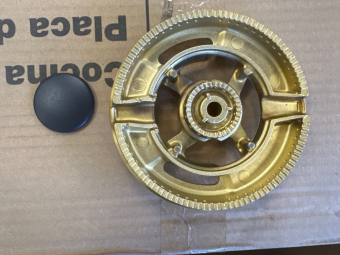 Газовая варочная панель Kuppersbusch GWS 3811.0 ED стальная рамка